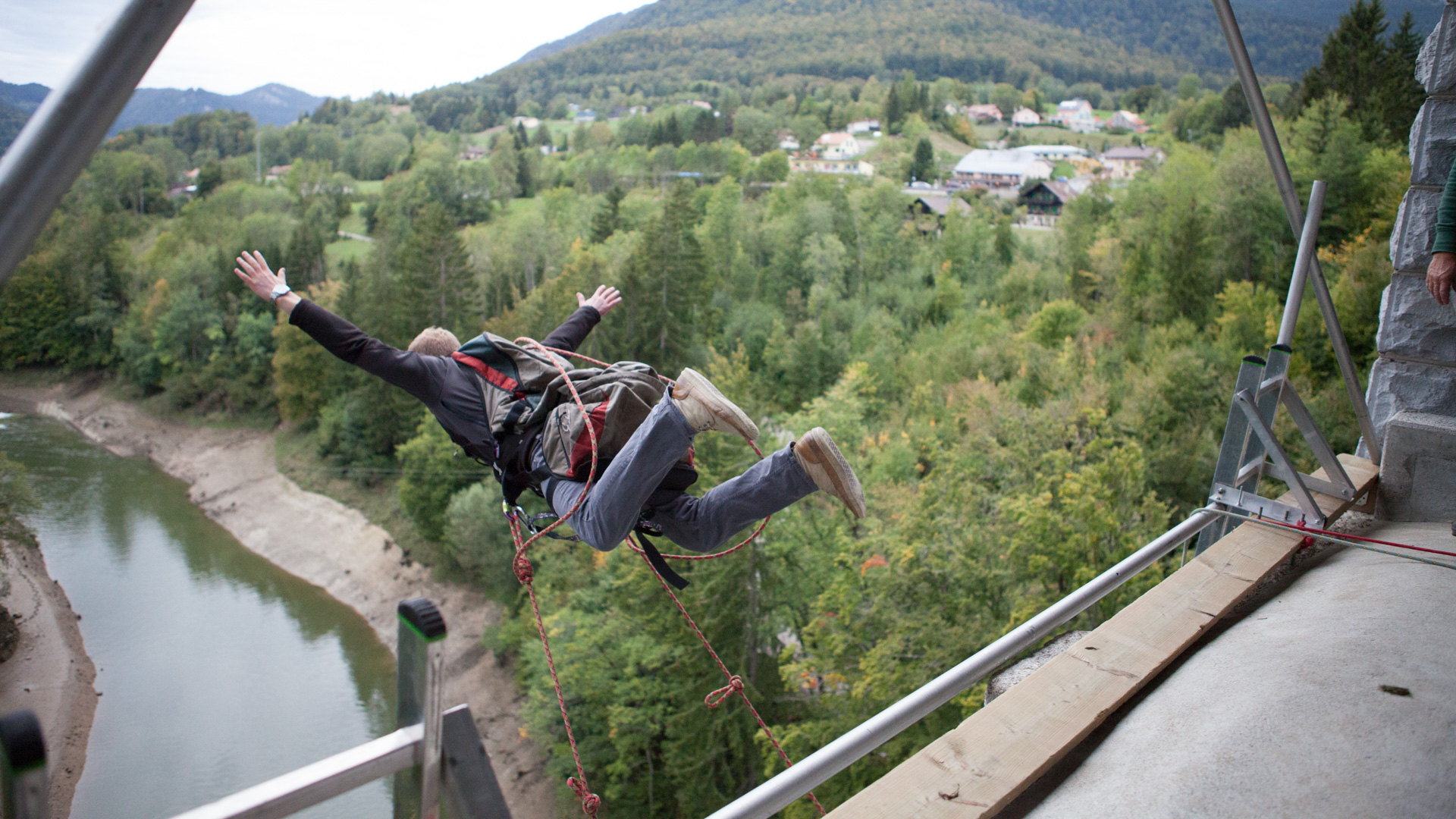 Saut pendulaire viaduc